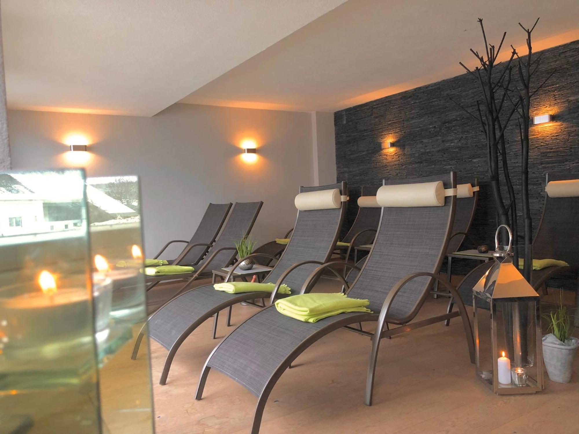 טארנץ Hotel Zum Lamm מראה חיצוני תמונה