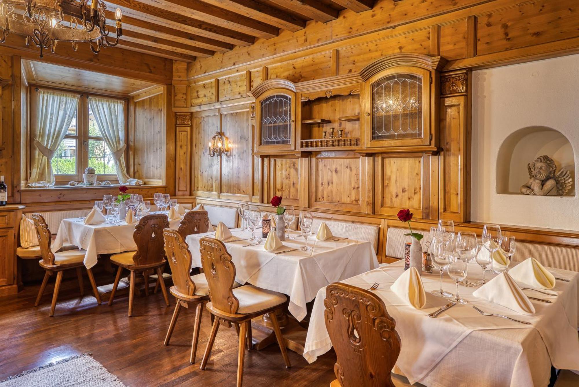 טארנץ Hotel Zum Lamm מראה חיצוני תמונה