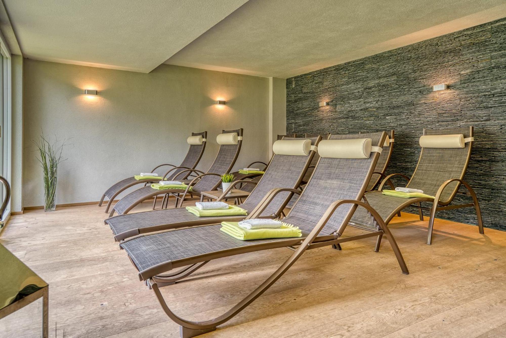 טארנץ Hotel Zum Lamm מראה חיצוני תמונה
