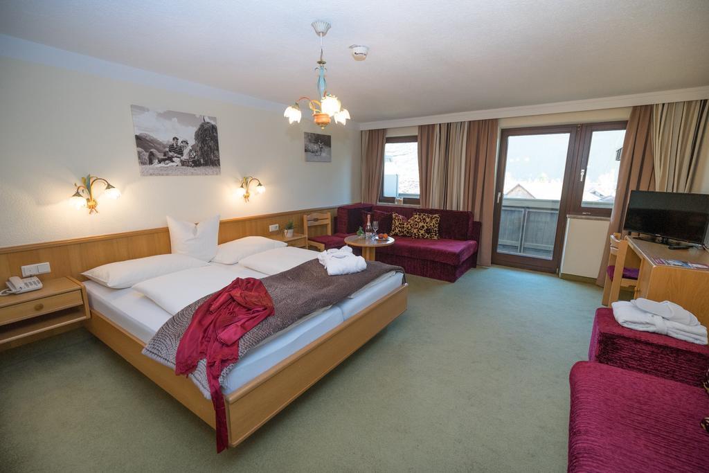 טארנץ Hotel Zum Lamm מראה חיצוני תמונה